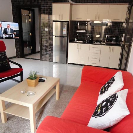 Diyarkom Apartment Amán Habitación foto