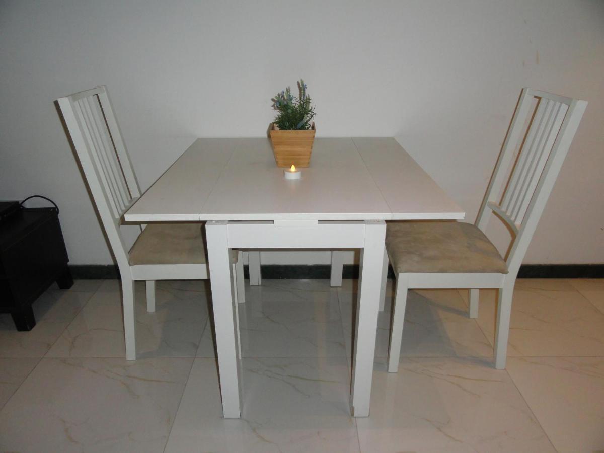 Diyarkom Apartment Amán Habitación foto